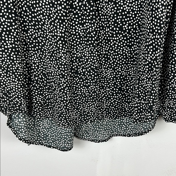 Alexander Jordan Black and White Buttoned Long Sleeve Blouse Size XL - Picture 7 of 9